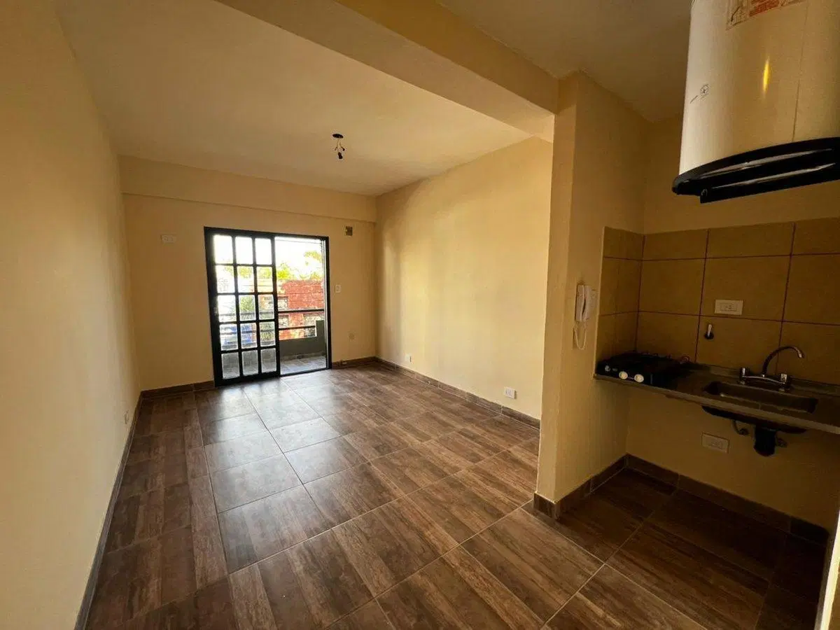 VENTA DPTO MONOAMBIENTE APTO PROFESIONAL EN MORON 4