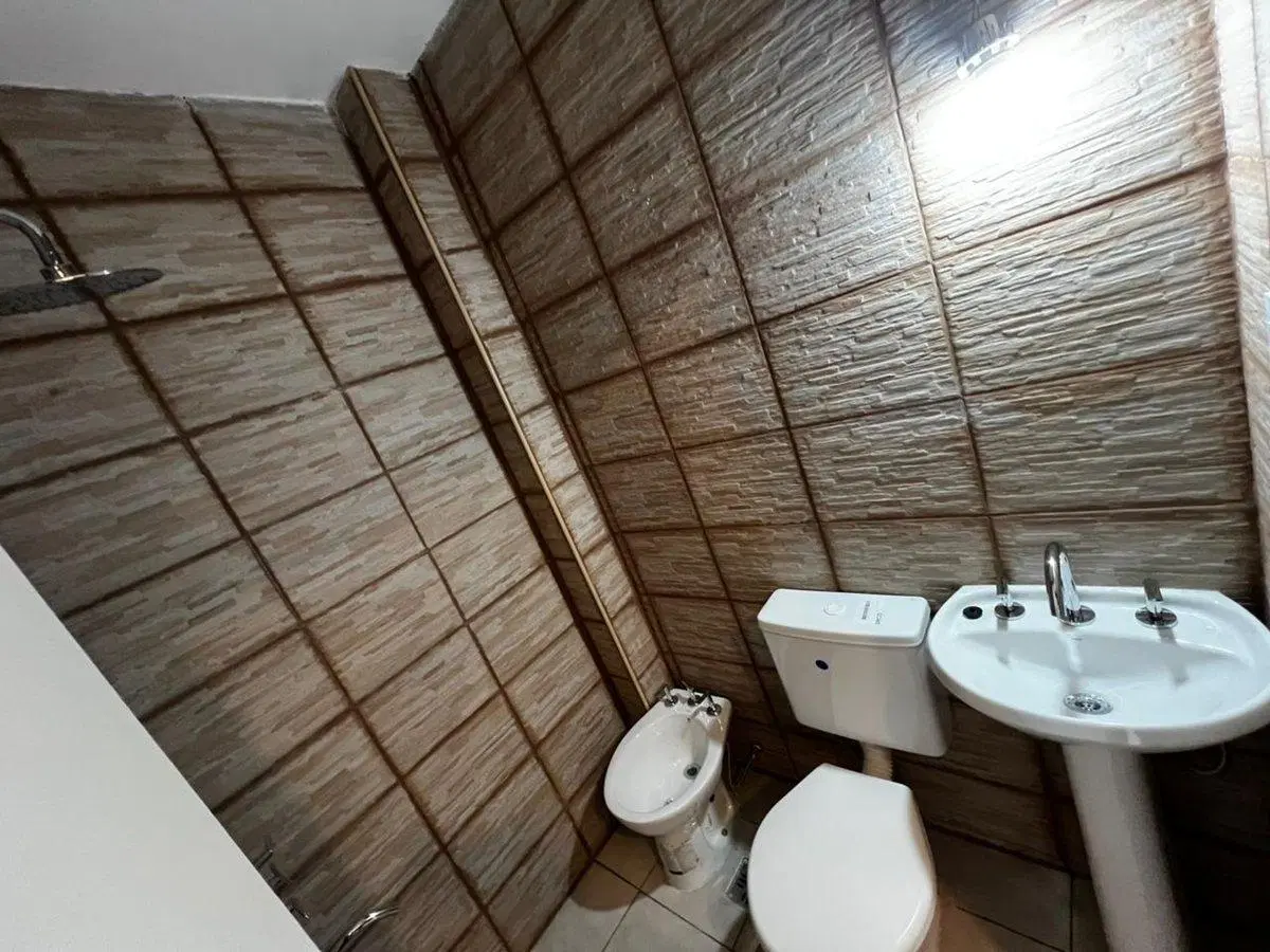 VENTA DPTO MONOAMBIENTE APTO PROFESIONAL EN MORON 5