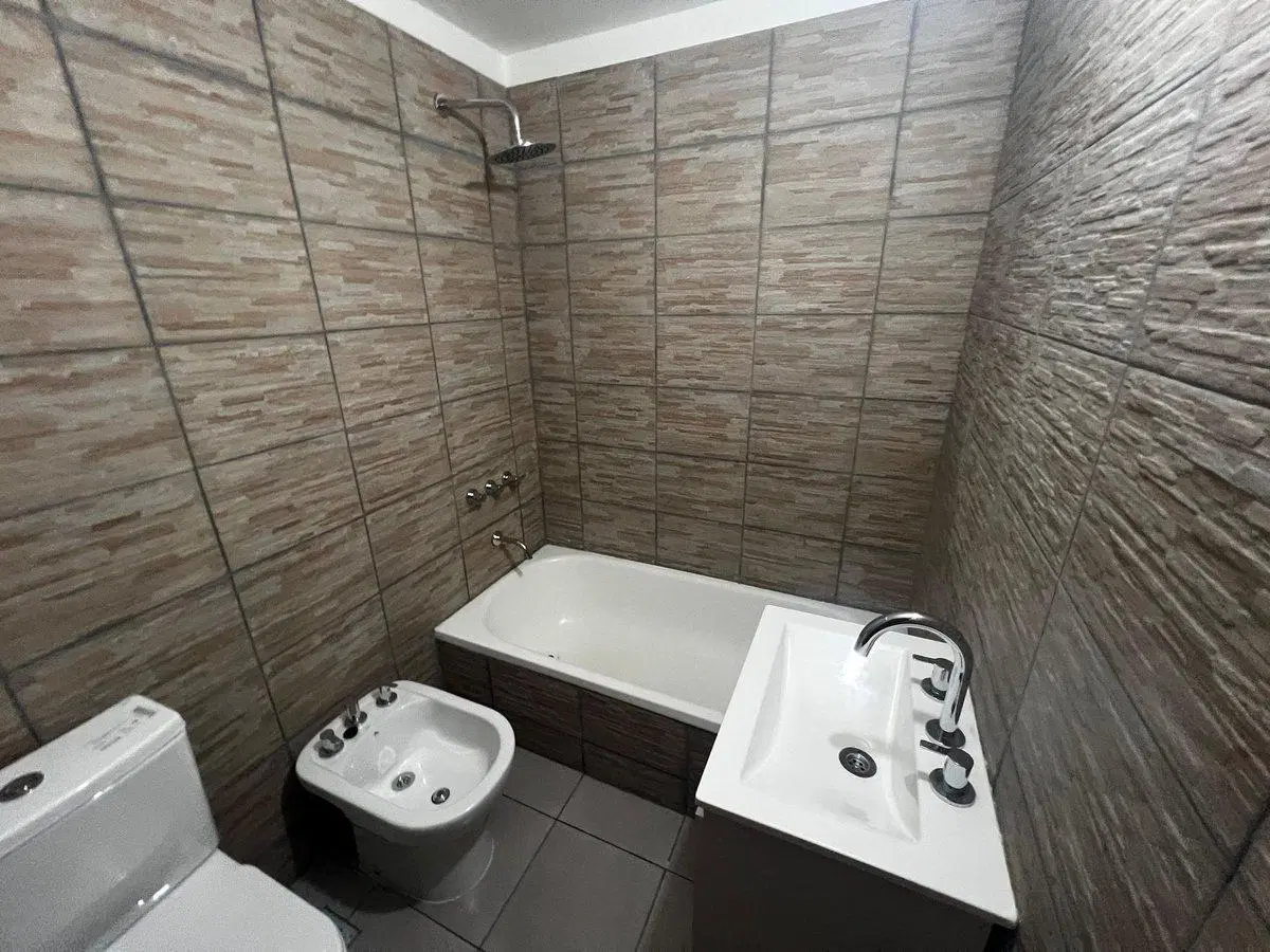 VENTA DEPTO 3 AMB MORON TERRAZA COCHERA BALCON 5