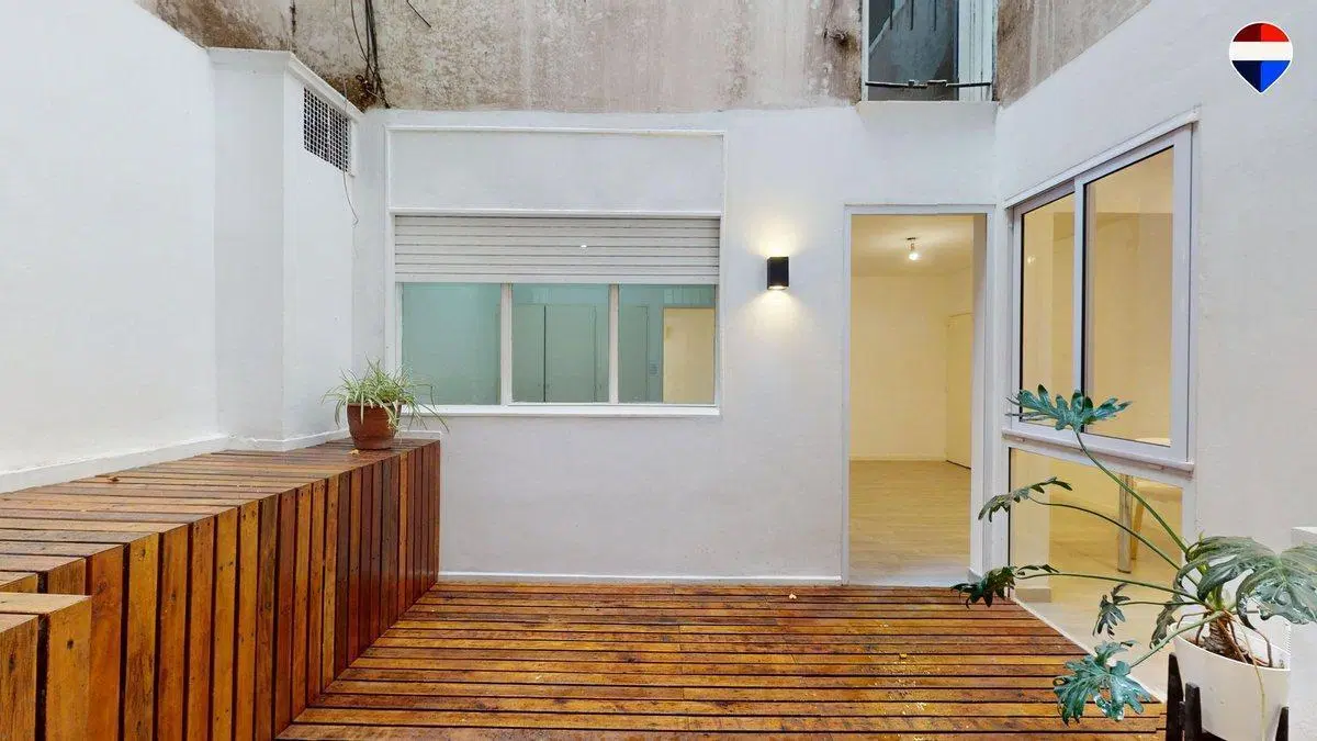 Impecable dos ambientes zona Alto Palermo 5