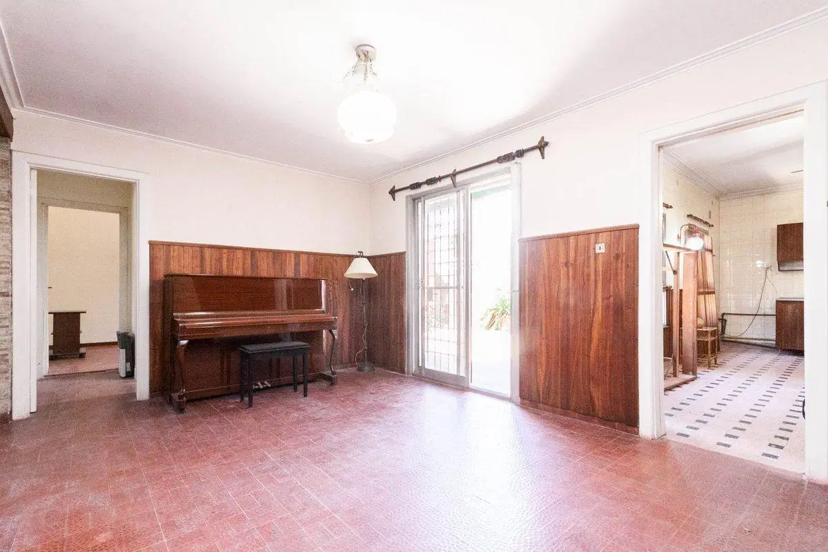 VENTA CASA 3 DORMITORIOS BANFIELD 3