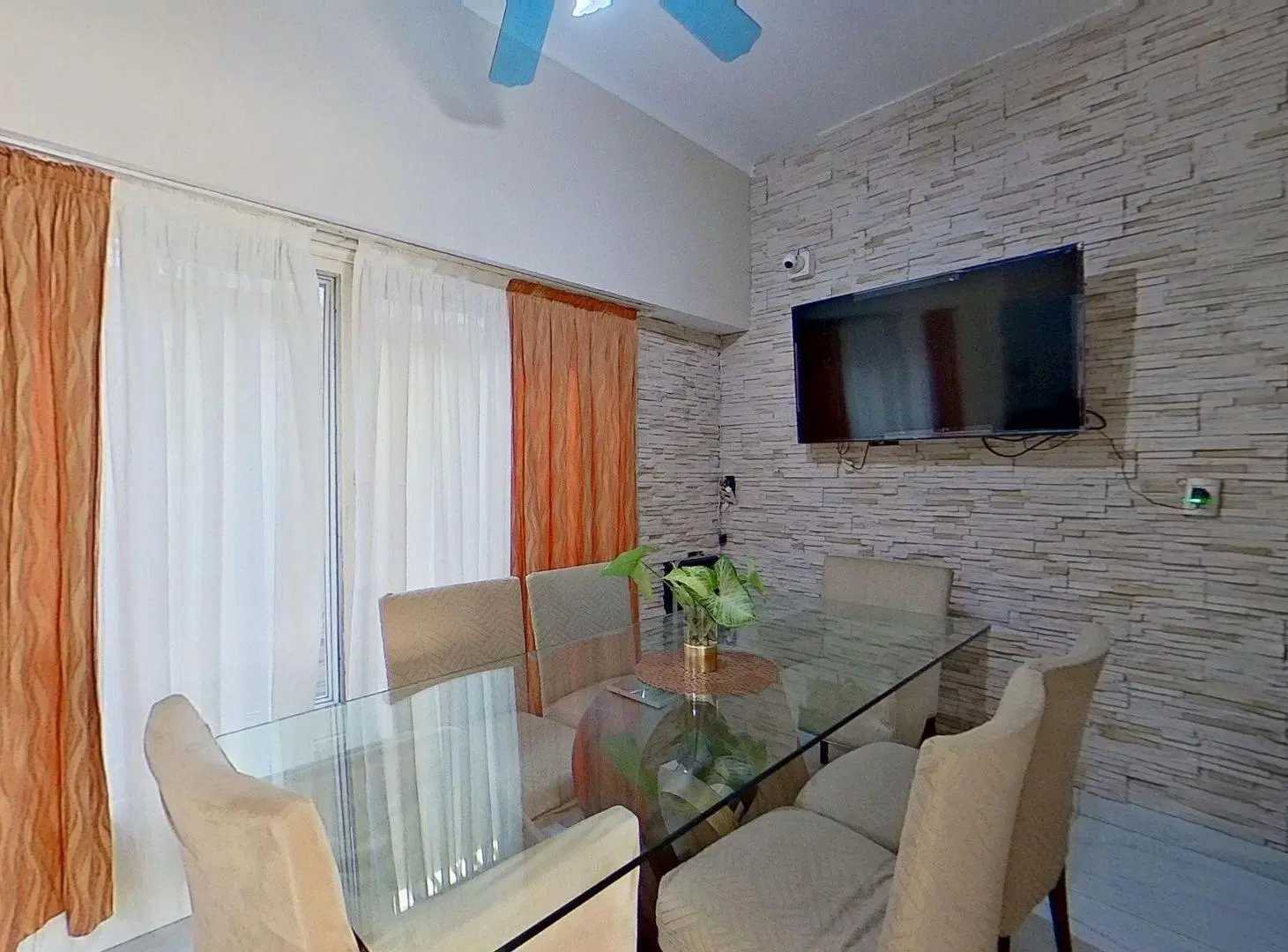 VENTA CASA 4 AMB. CIUDADELA 5