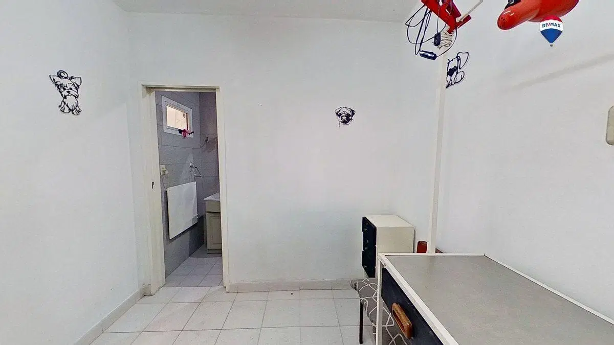 CASA 5 AMBIENTES LOTE PROPIO EN MARTÍNEZ 4