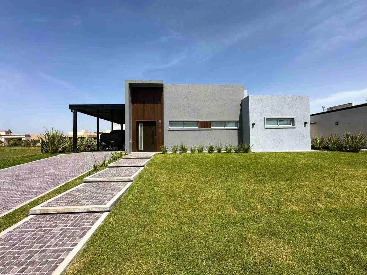 CASA 4 AMBIENTES EN VENTA EN HORIZONTES AL SUR 5