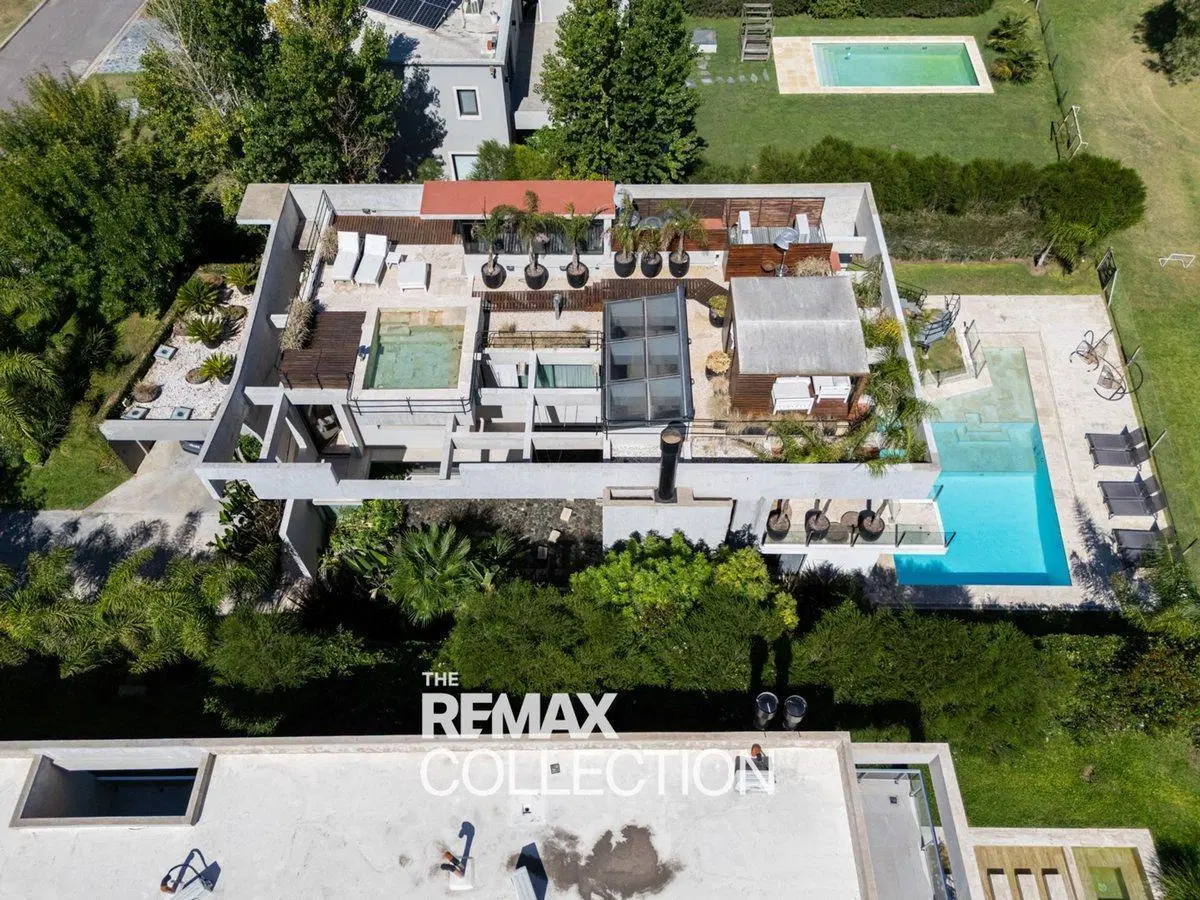CASA EN VENTA EN TERRALAGOS CANNING 2