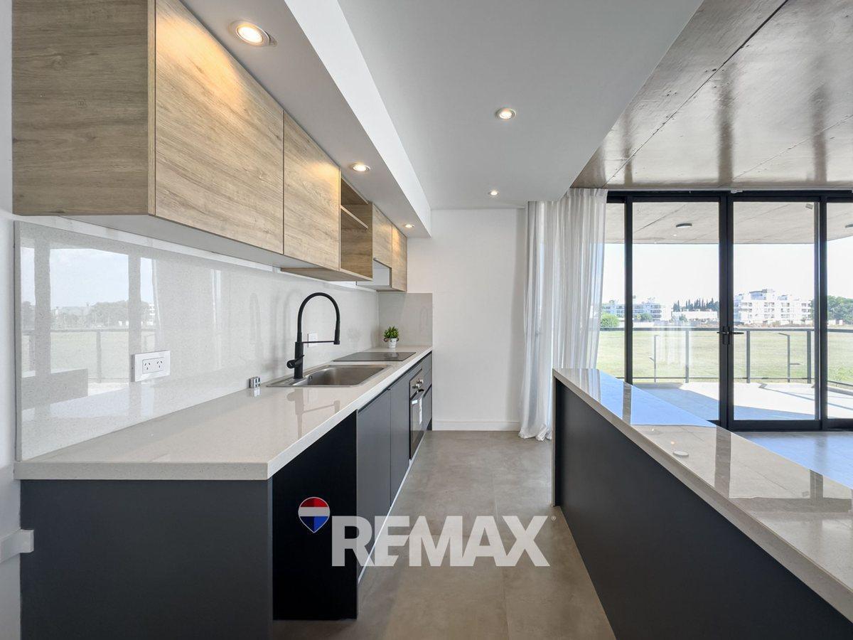 DEPARTAMENTO 3 AMBIENTES CON JARDIN CANNING VENTA