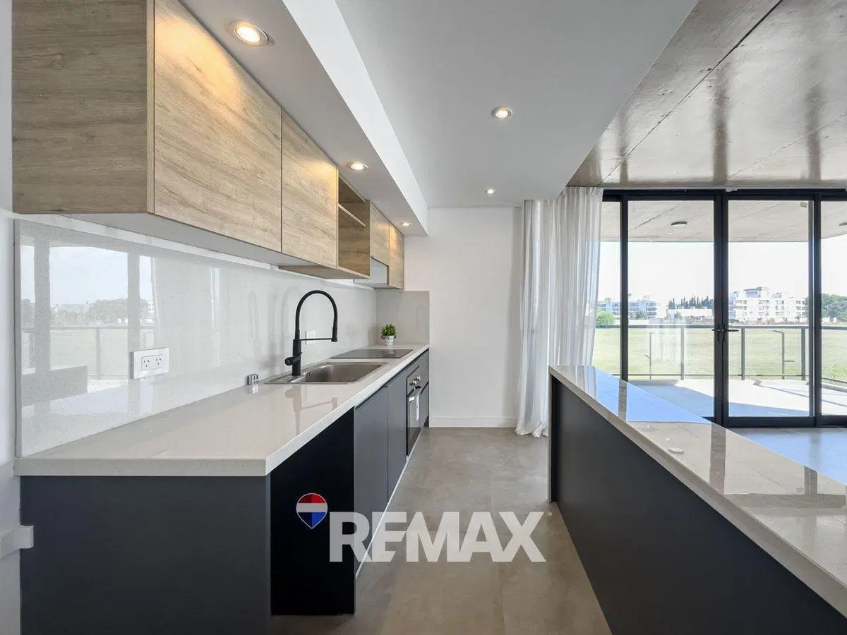 DEPARTAMENTO 3 AMBIENTES CON JARDIN CANNING VENTA 3