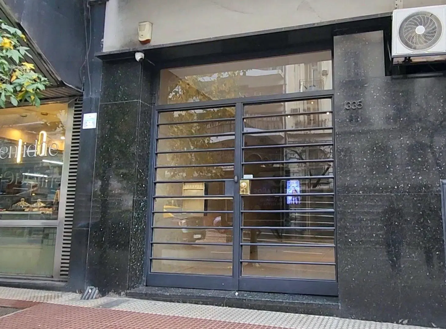 DEPARTAMENTO 3 AMB C/ DEP APTO PROFESIONAL RETIRO 5