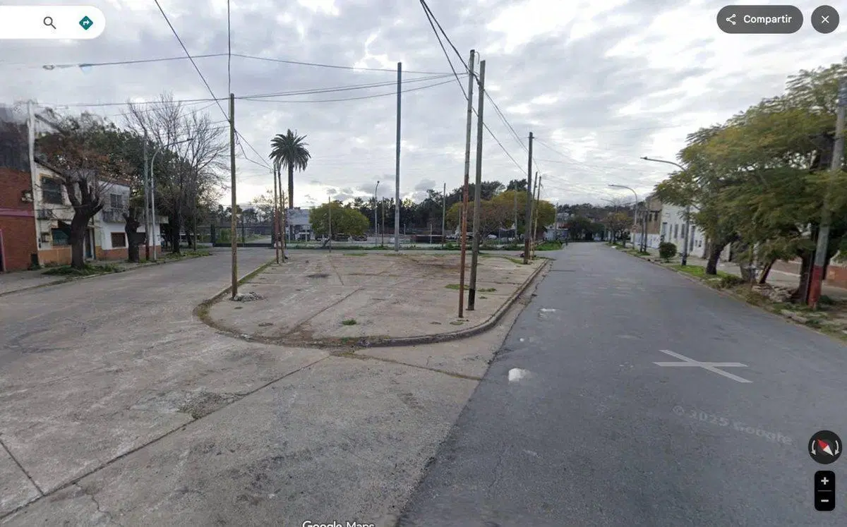 VENTA TERRENO EN VALENTIN ALSINA 4