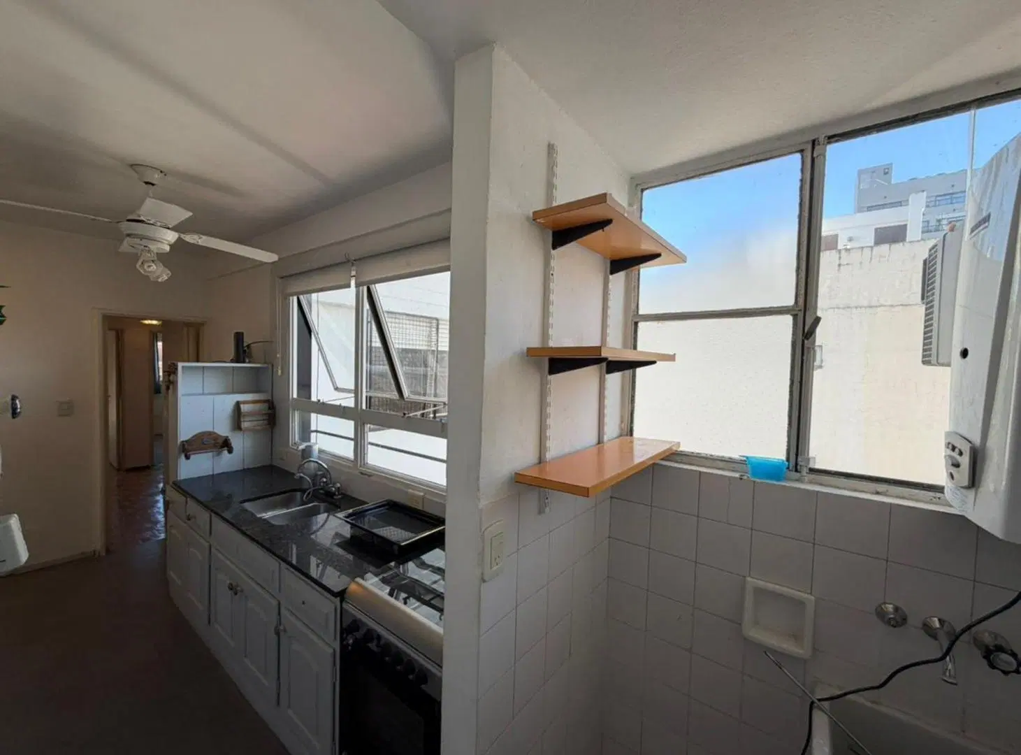 VENTA DPTO 4 AMBIENTES CON COCHERA Y BALCON NUÑEZ 3