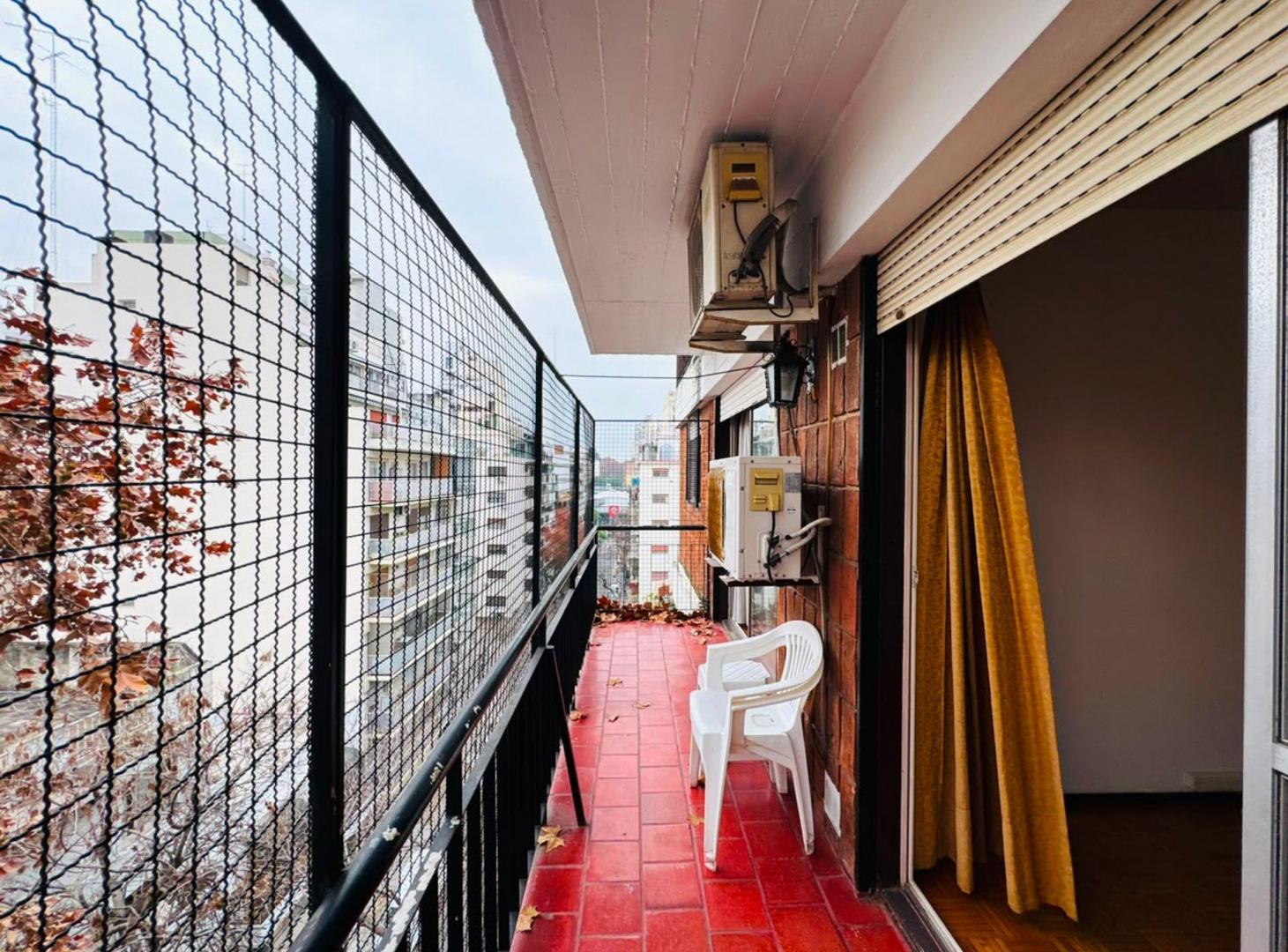 VENTA DPTO 4 AMBIENTES CON COCHERA Y BALCON NUÑEZ