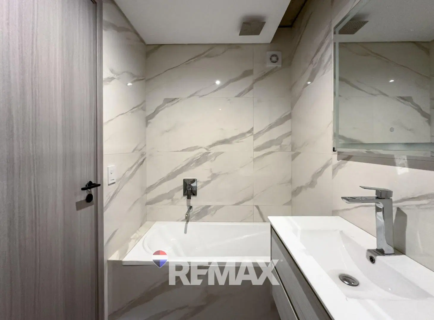 DEPARTAMENTO 3 AMBIENTES CON BALCON CANNING VENTA 8