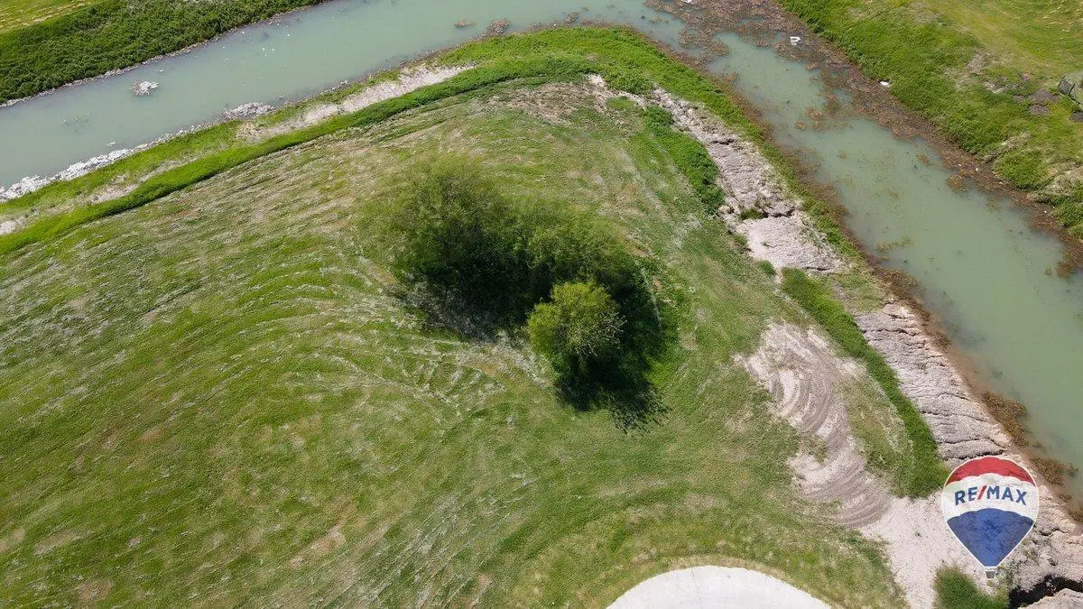 LOTE EN VENTA A LA LAGUNA ISLA, LA ALAMEDA CANNING 4