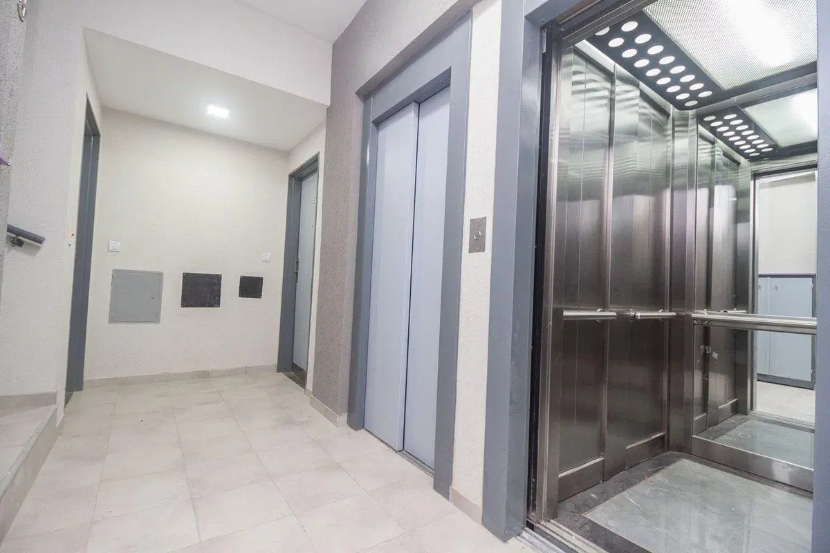 VENTA MONOAMBIENTE CON BALCON AL FRENTE EN CASEROS 3