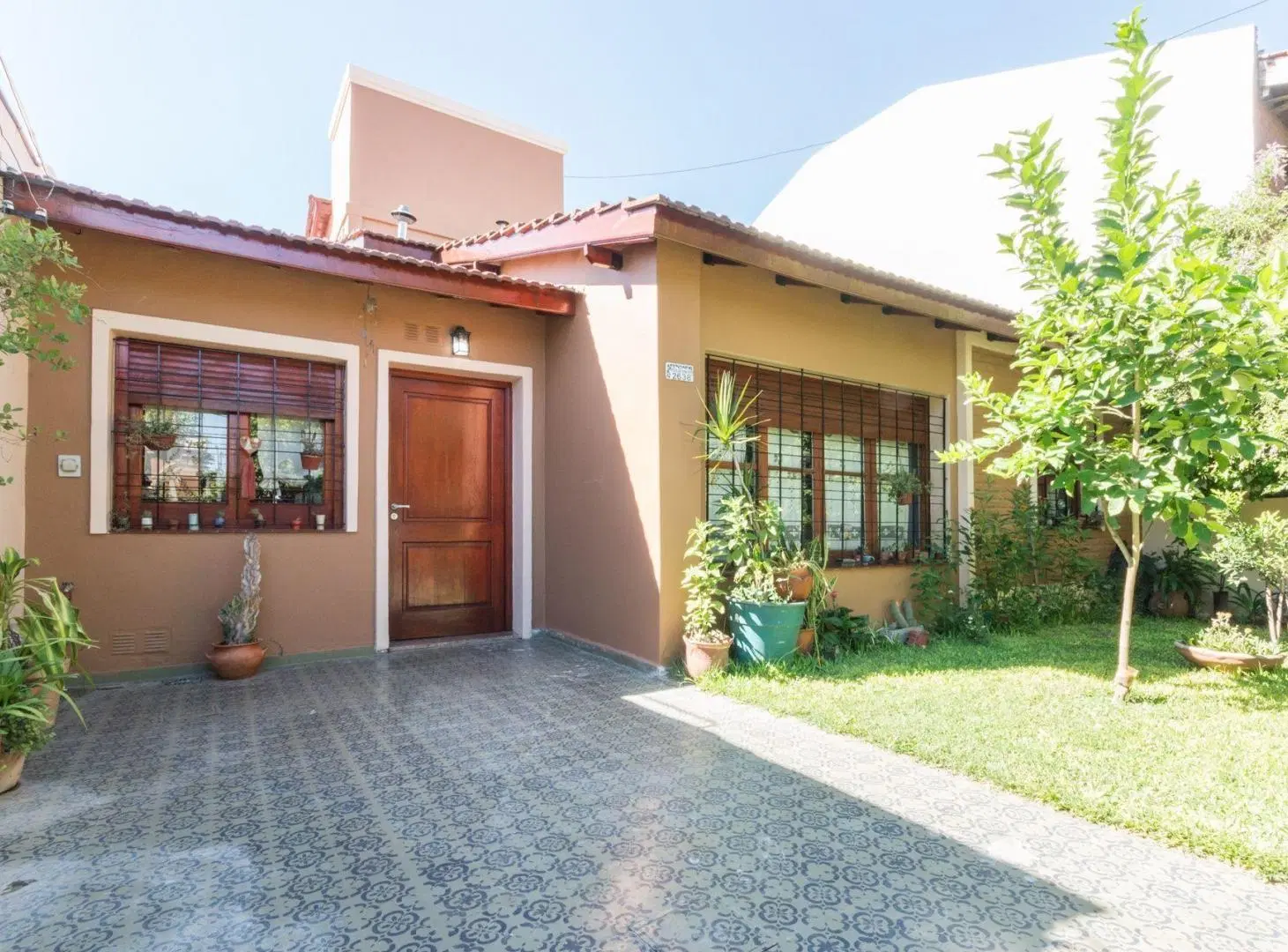 VENTA CASA 3 DORMITORIOS GLEW APTA CREDITO 5