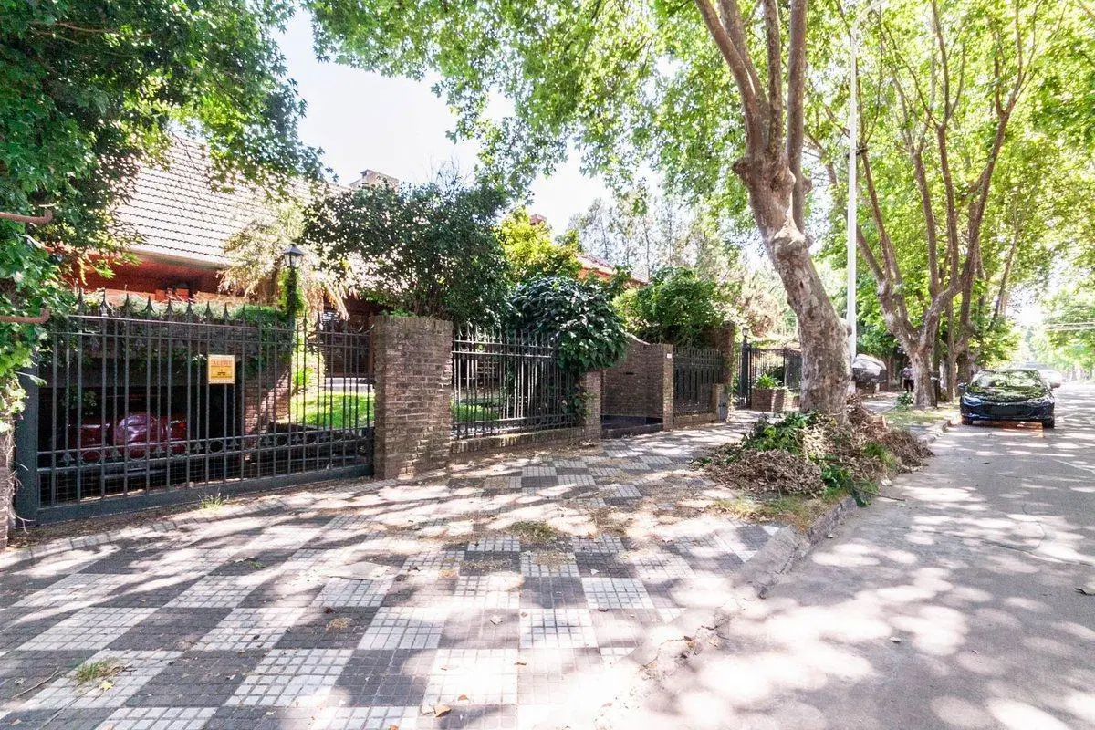 VENTA CASA 3 DORMITORIOS MONTE GRANDE-FINANCIACION 4