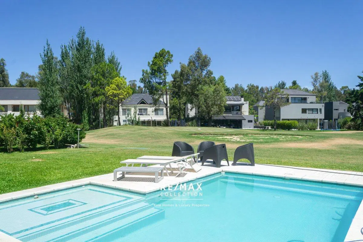 CASA EN VENTA 6 AMBIENTES SAINT THOMAS ESTE OESTE 3