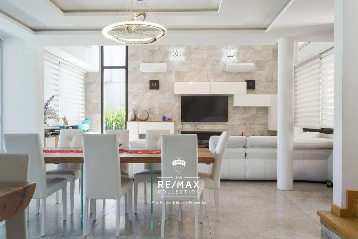 CASA EN VENTA 6 AMBIENTES SAINT THOMAS ESTE OESTE 5