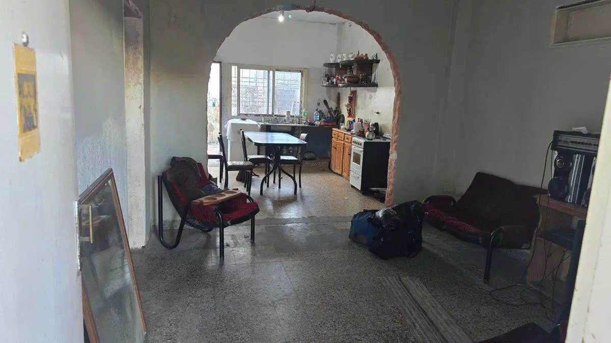 Casa en venta a refaccion en San Justo lote propio 5