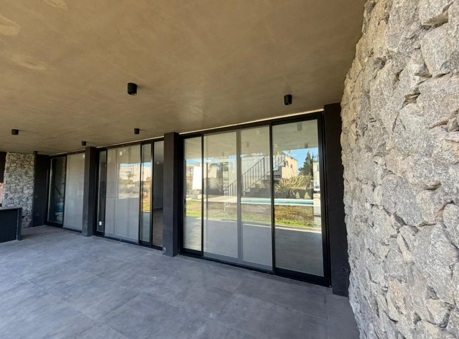 CASA 5 AMBIENTES VENTA EN LA PROVIDENCIA CANNING 3