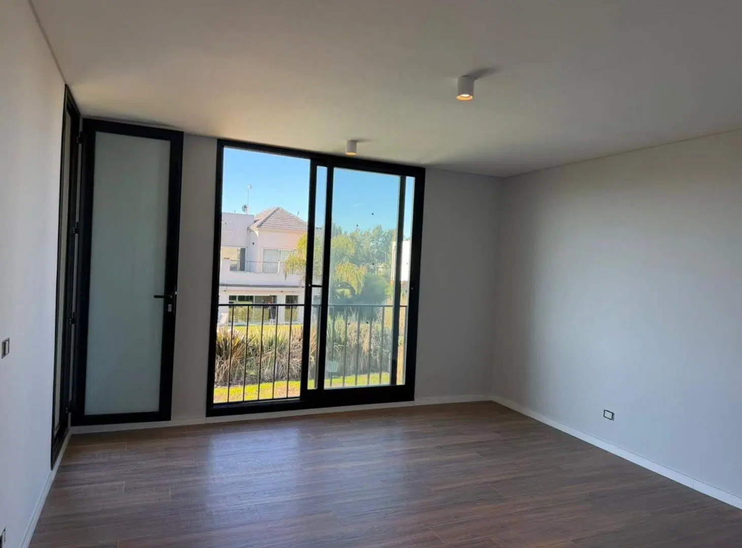 CASA 5 AMBIENTES VENTA EN LA PROVIDENCIA CANNING 4