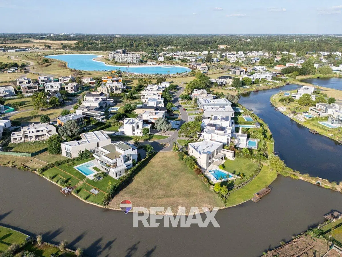 LOTE FONDO LAGUNA TERRALAGOS CANNING BARRIO PLAYA 2
