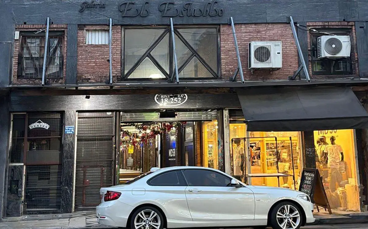 VENTA- EXCELENTE LOCAL COMERCIAL - MORON CENTRO 3