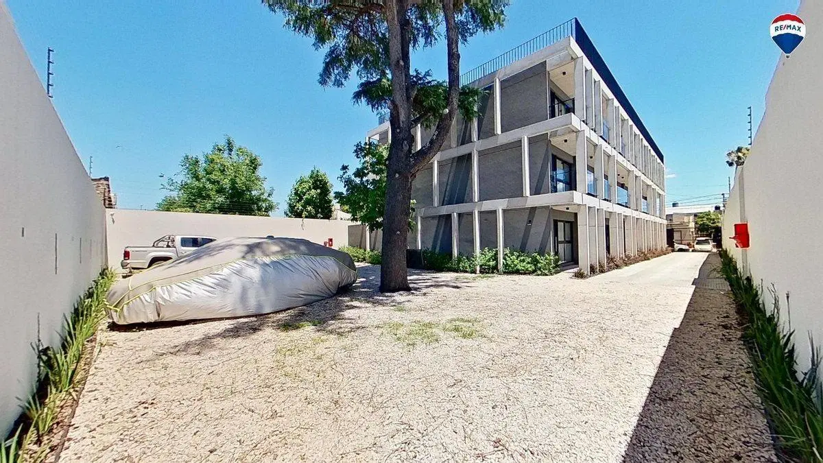 VENTA DEPARTAMENTO 2 AMBIENTES MORON 3