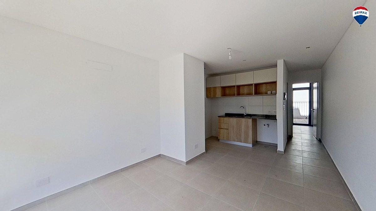 Foto de VENTA DEPARTAMENTO 2 AMBIENTES C/ PATIO A ESTRENAR, imagen 4