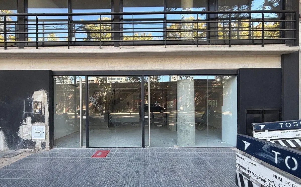 LOCAL 469 M² A ESTRENAR EN PALERMO HOLLYWOOD 8