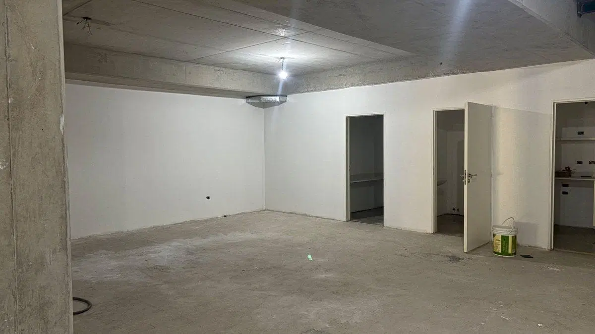 LOCAL 469 M² A ESTRENAR EN PALERMO HOLLYWOOD 2