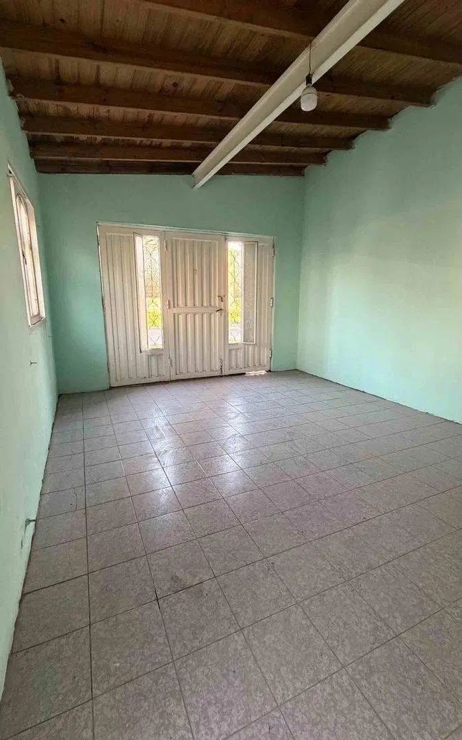 OPORTUNIDAD CASA EN VENTA EN EZEIZA 4