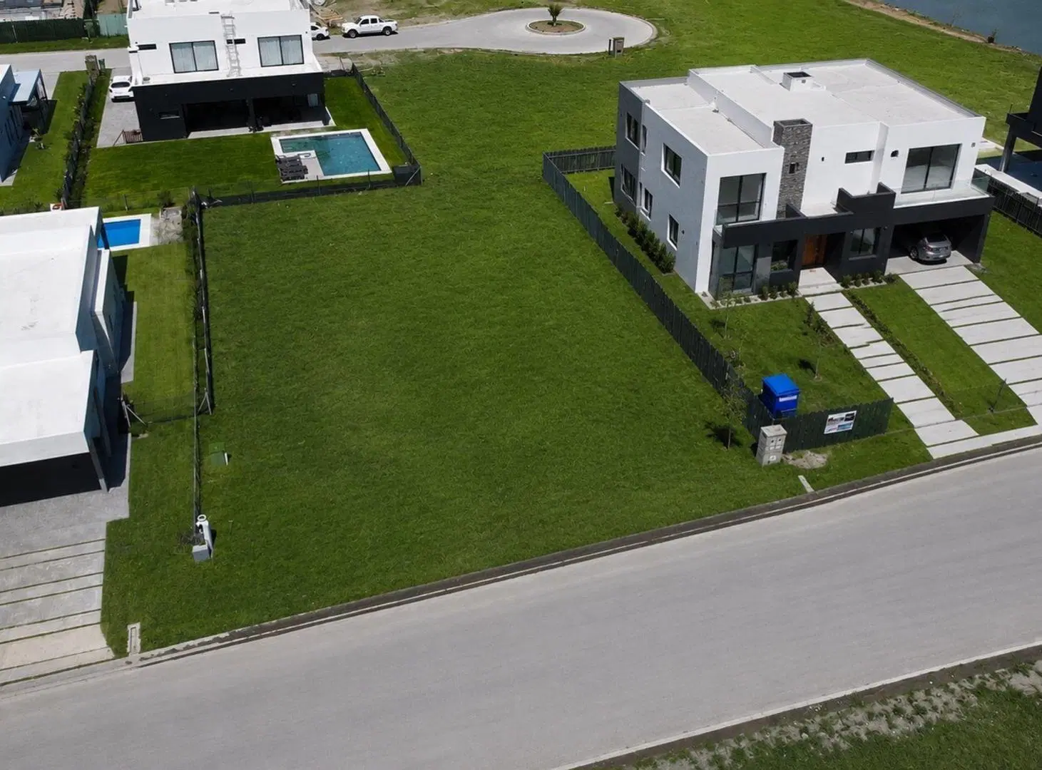 LOTE INTERNO EN VENTA EN LAGOS DE CANNING 1 3