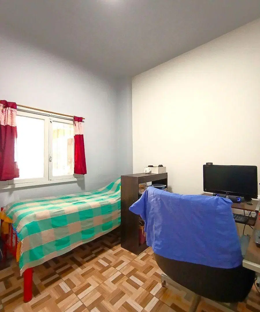 CASA 6 AMB VENTA EN CASEROS 8