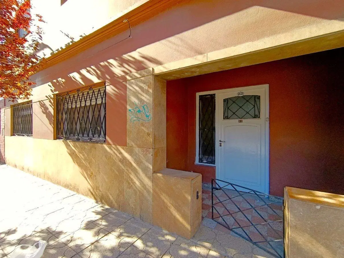 CASA 6 AMB VENTA EN CASEROS 2