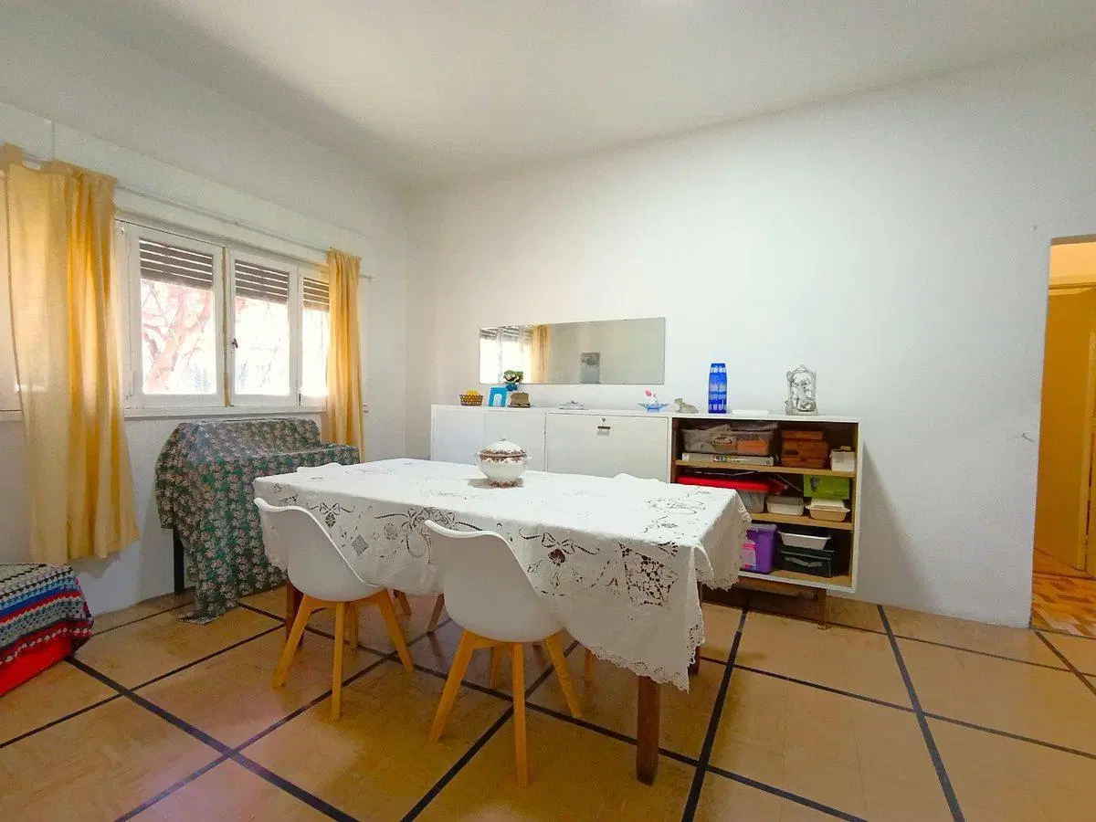 CASA 6 AMB VENTA EN CASEROS 4