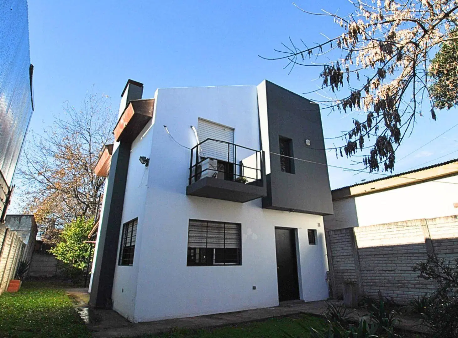 VENTA CASA 3 AMBIENTES EN DEL VISO 5