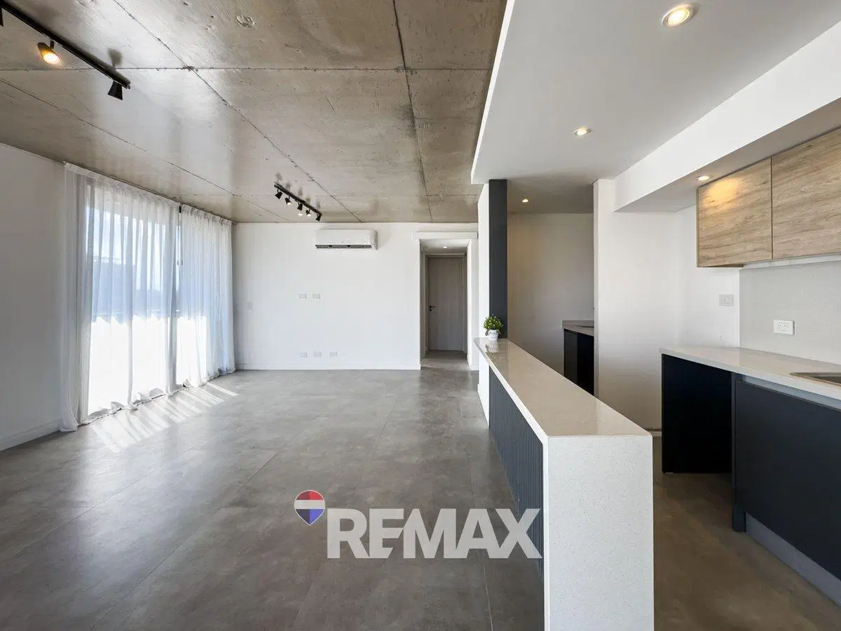DEPARTAMENTO 4 AMBIENTES CON COCHERA EN DHARMA 3