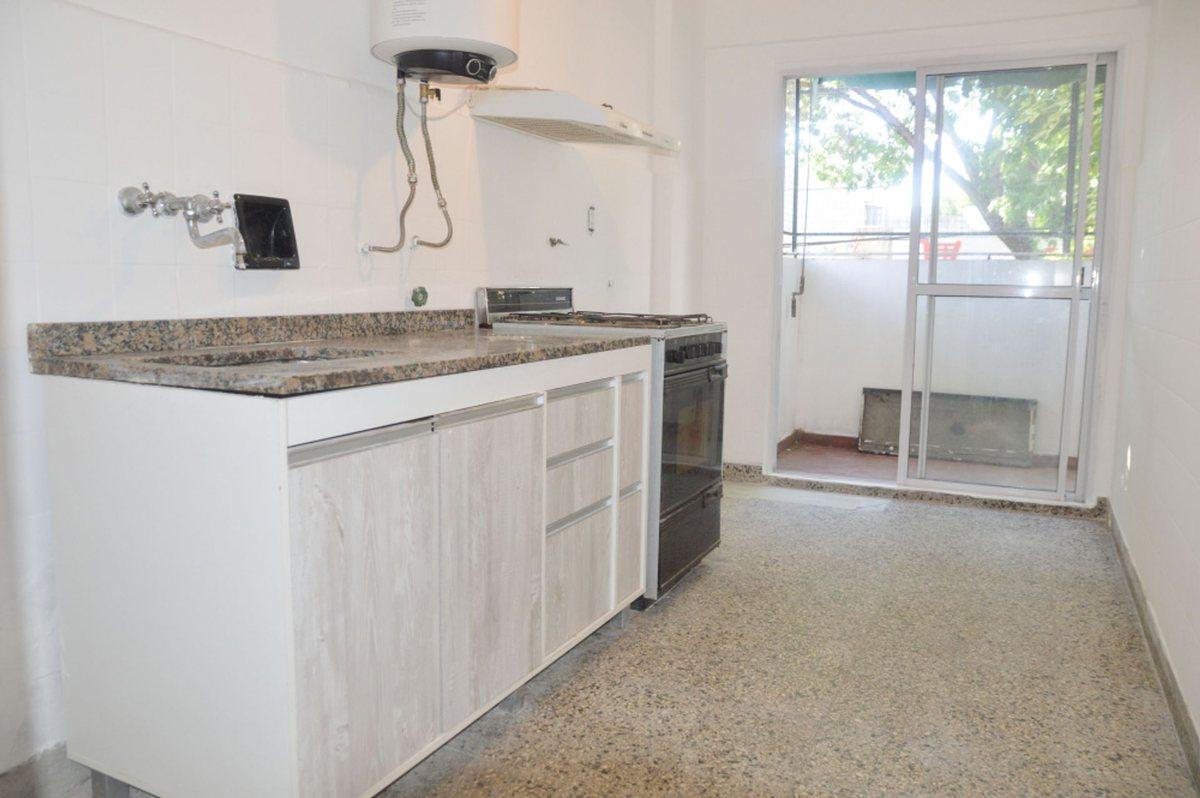 Foto de VENTA DEPTO. 3 AMB. VILLA PUEYRREDÓN CON BALCÓN, imagen 2