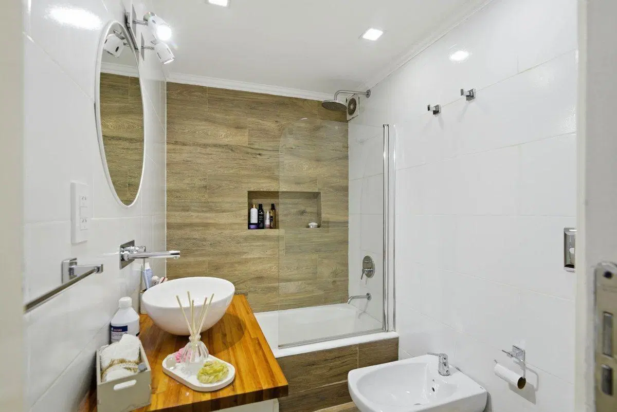 VENTA DEPTO 3 AMB CON PATIO EN LOMITAS APTO CRED 2