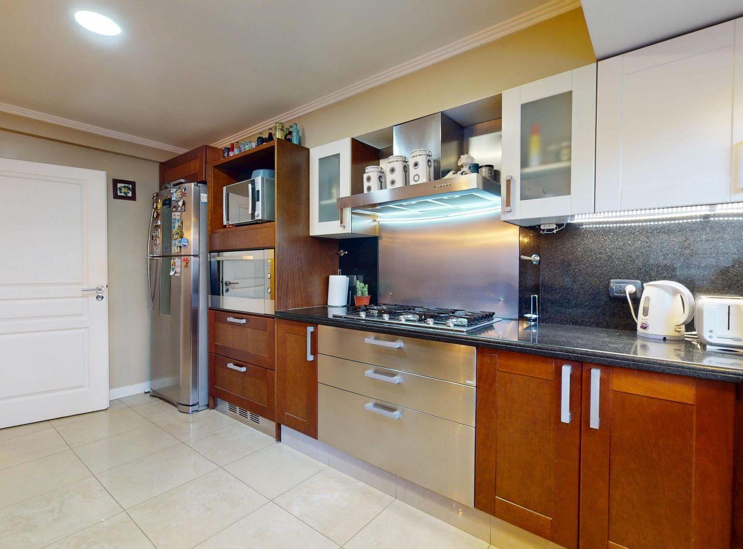 Foto de Casa en Venta Reciclada San Cristóbal con Jardín, imagen 1