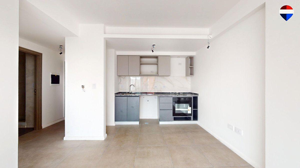 Foto de Venta de 2 amb vista balcon-cochera-Avellaneda, imagen 2