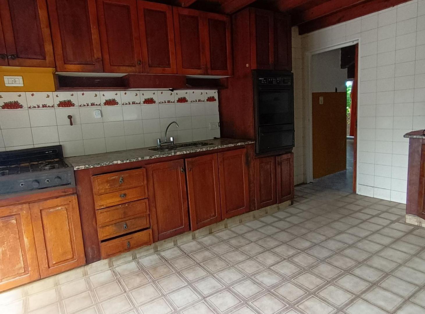 Foto de VENTA CASA 6 AMBIENTES EN PABLO NOGUES, imagen 1