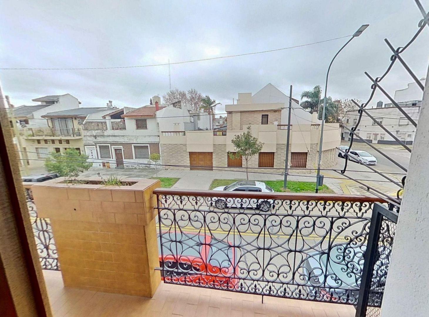 Foto de ALQUILER PH EN BARRIO NAÓN C/ COCHERA, imagen 4