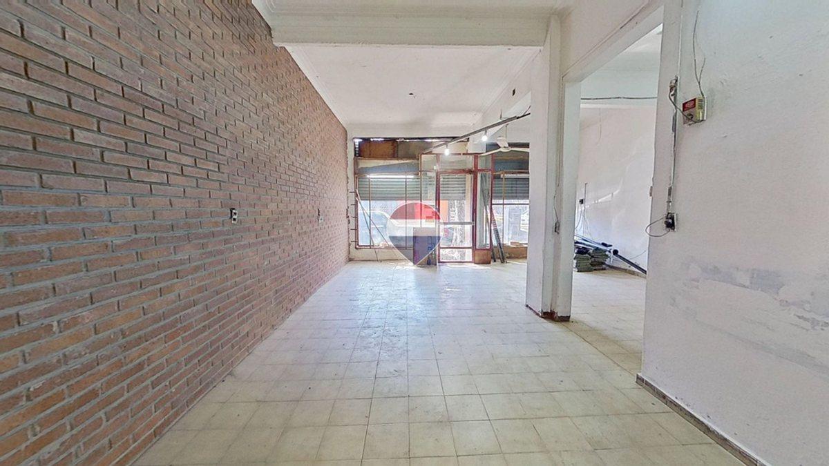 Foto de Local Comercial - Excelente ubicación, imagen 3
