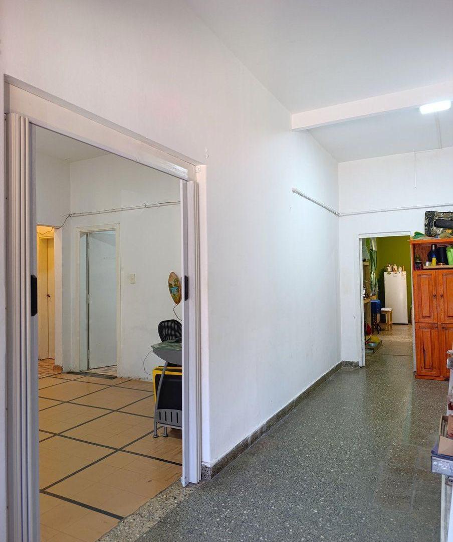Foto de CASA 6 AMB VENTA EN CASEROS, imagen 2