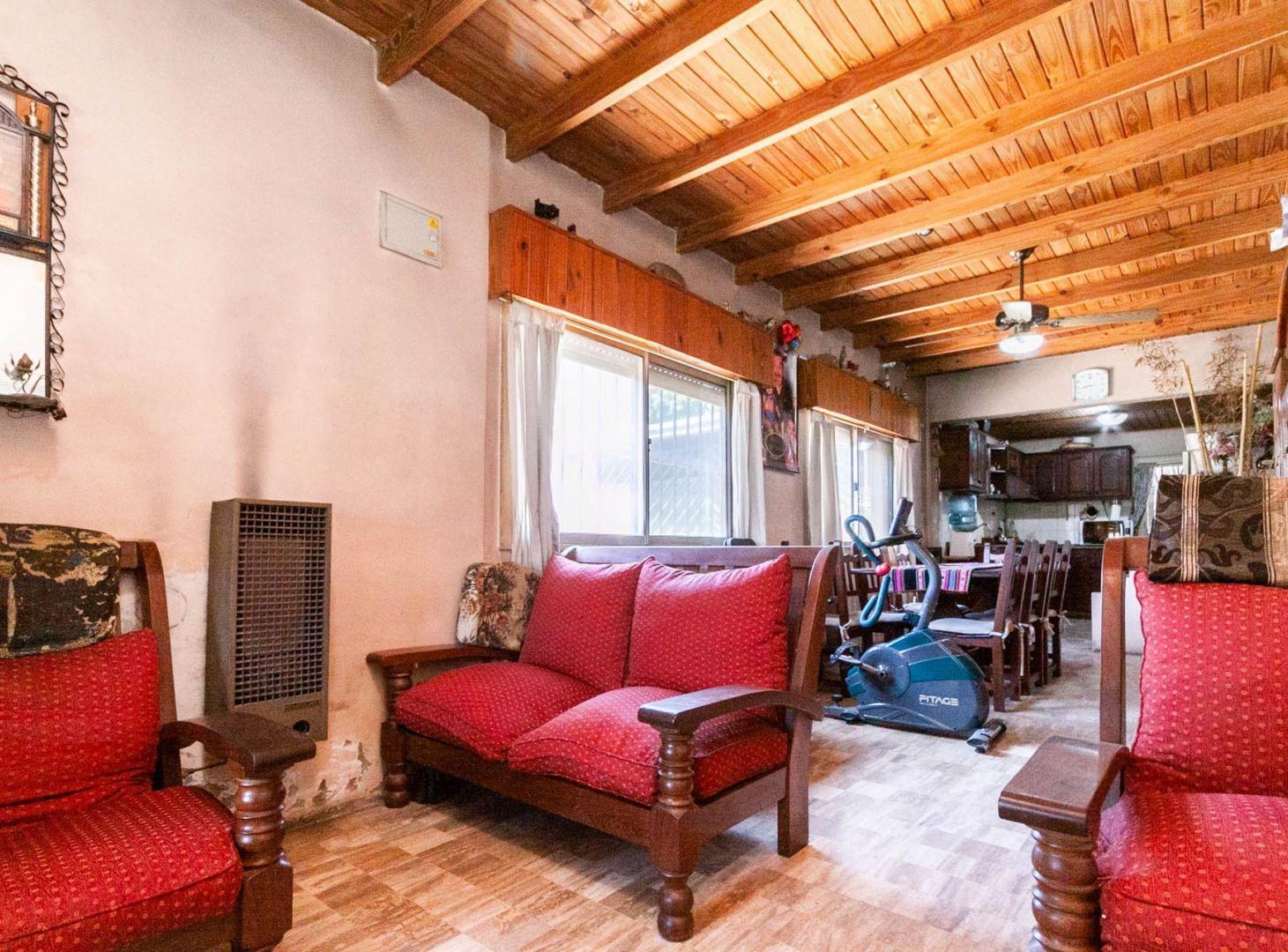 Foto de Casa 4 ambientes - Rafael Calzada, imagen 3