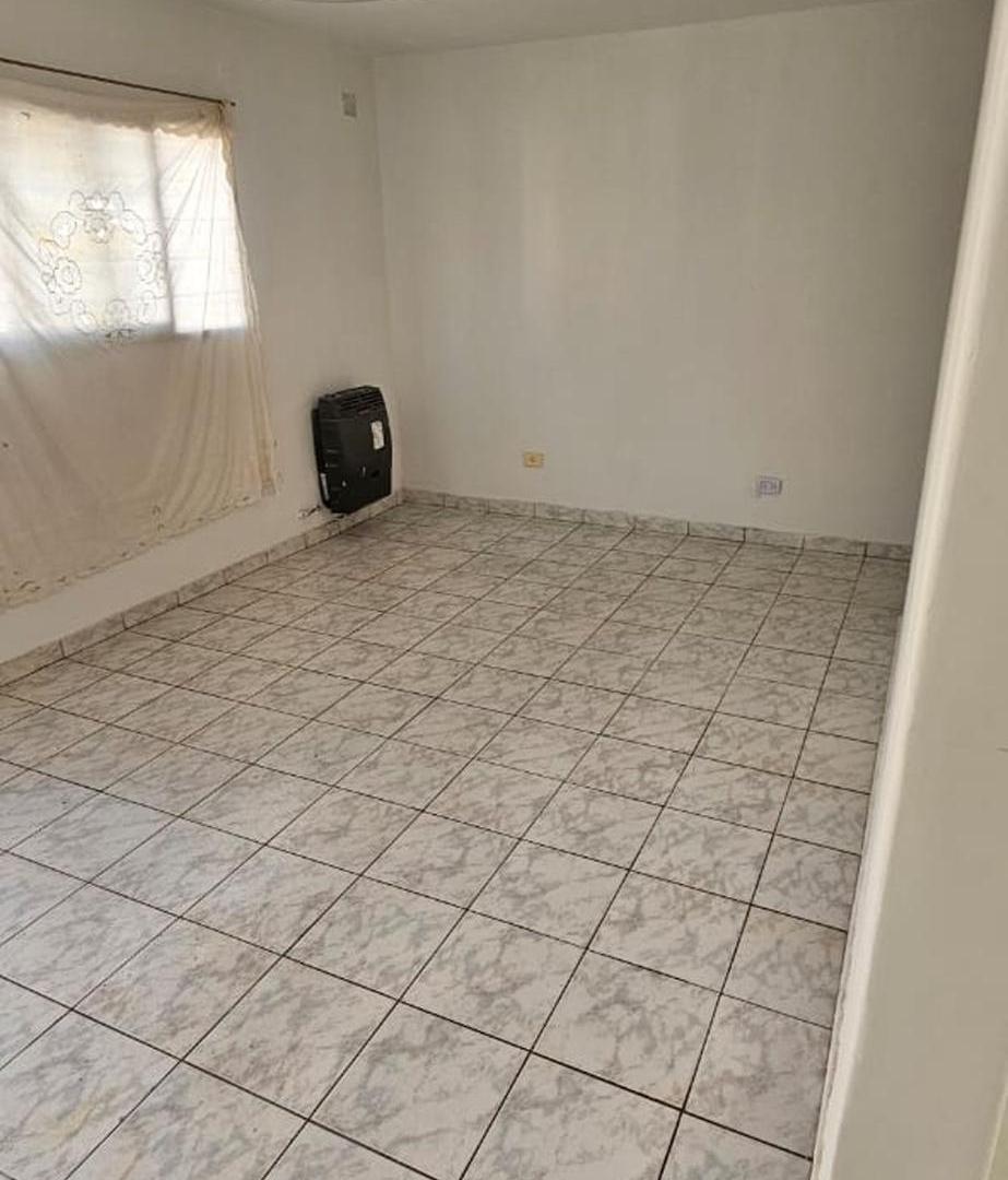 Foto de Venta PH, en Moron con espacio guarda coche, imagen 5