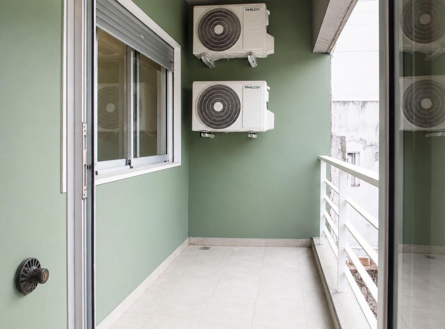 Foto de VENTA DEPTO 2 AMB PALERMO C/COCHERA, BALCÓN, imagen 4