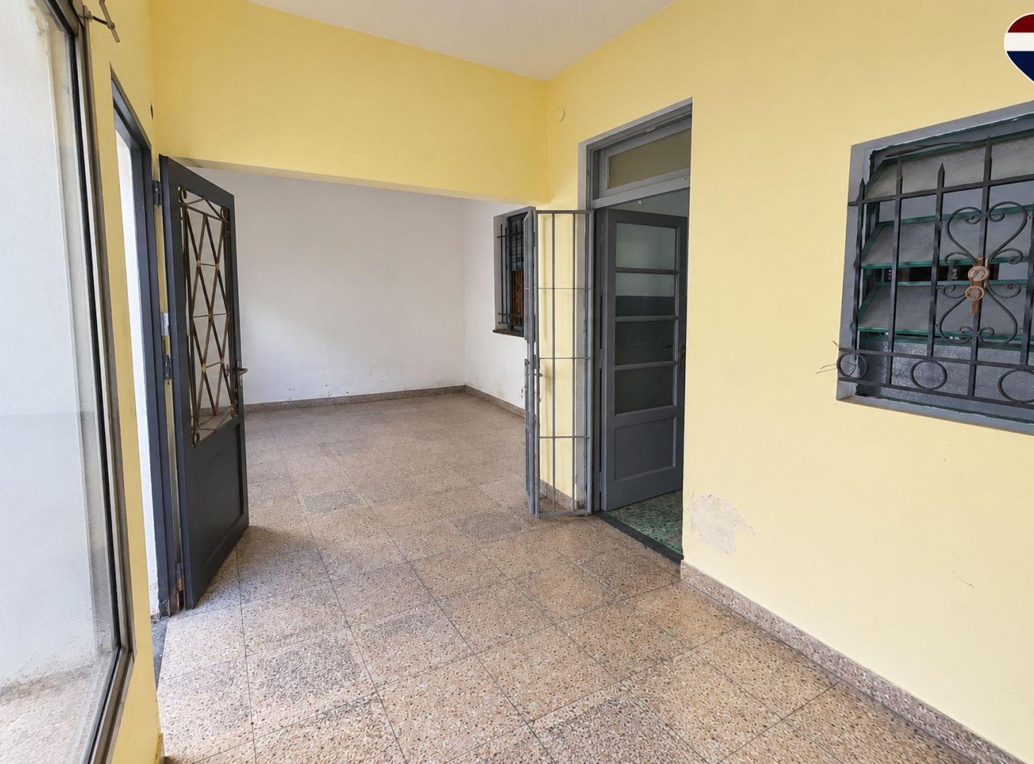 Foto de VENTA CASA 4 AMBIENTES EN MORON, imagen 4